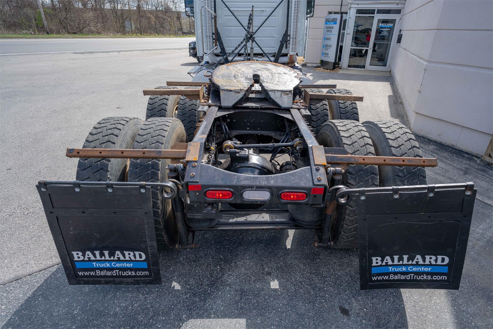 2019 VOLVO VHD64FT300 8022202644 2019 VOLVO VHD64FT300 8022202644