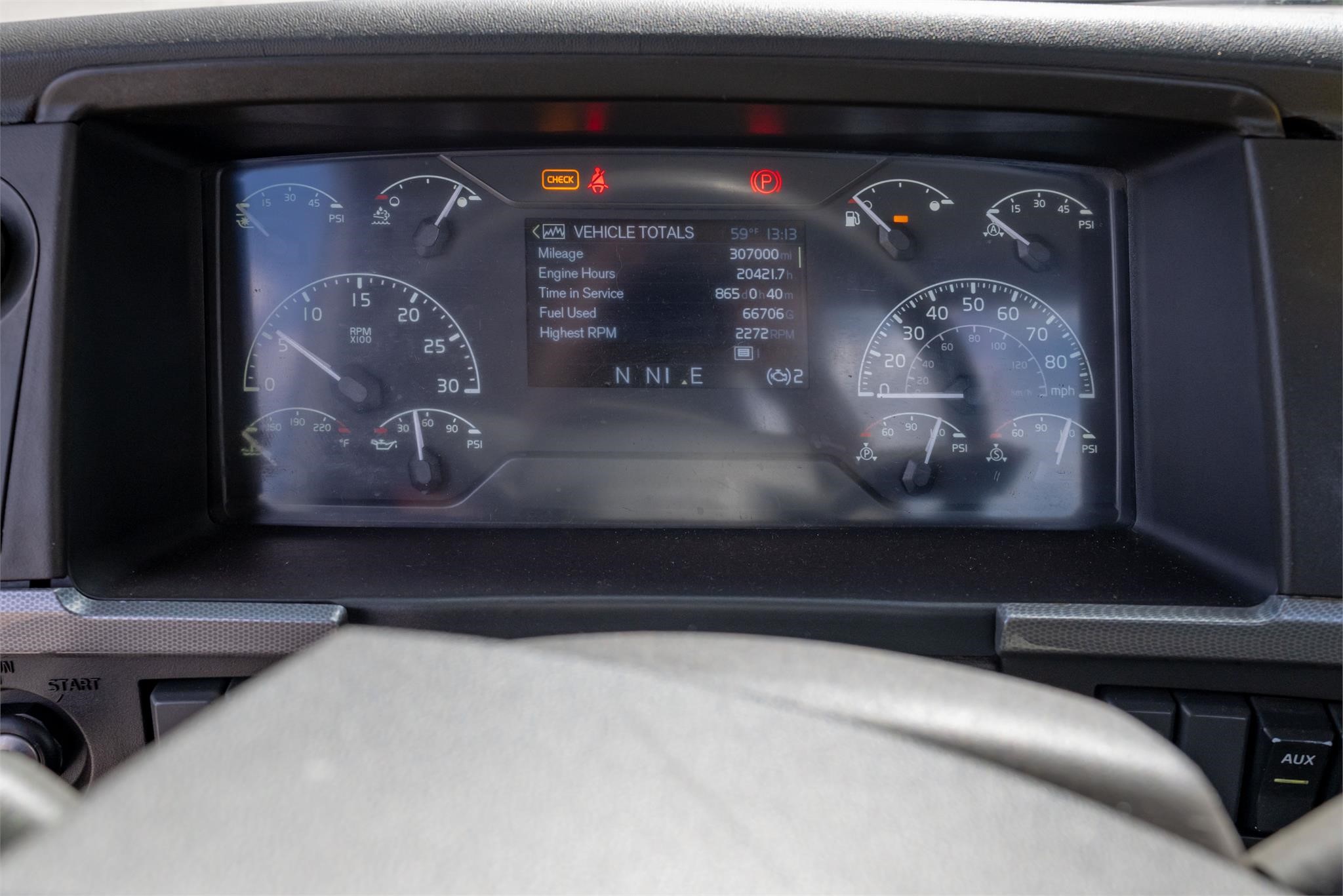 2019 VOLVO VHD64FT300 8022202667 2019 VOLVO VHD64FT300 8022202667