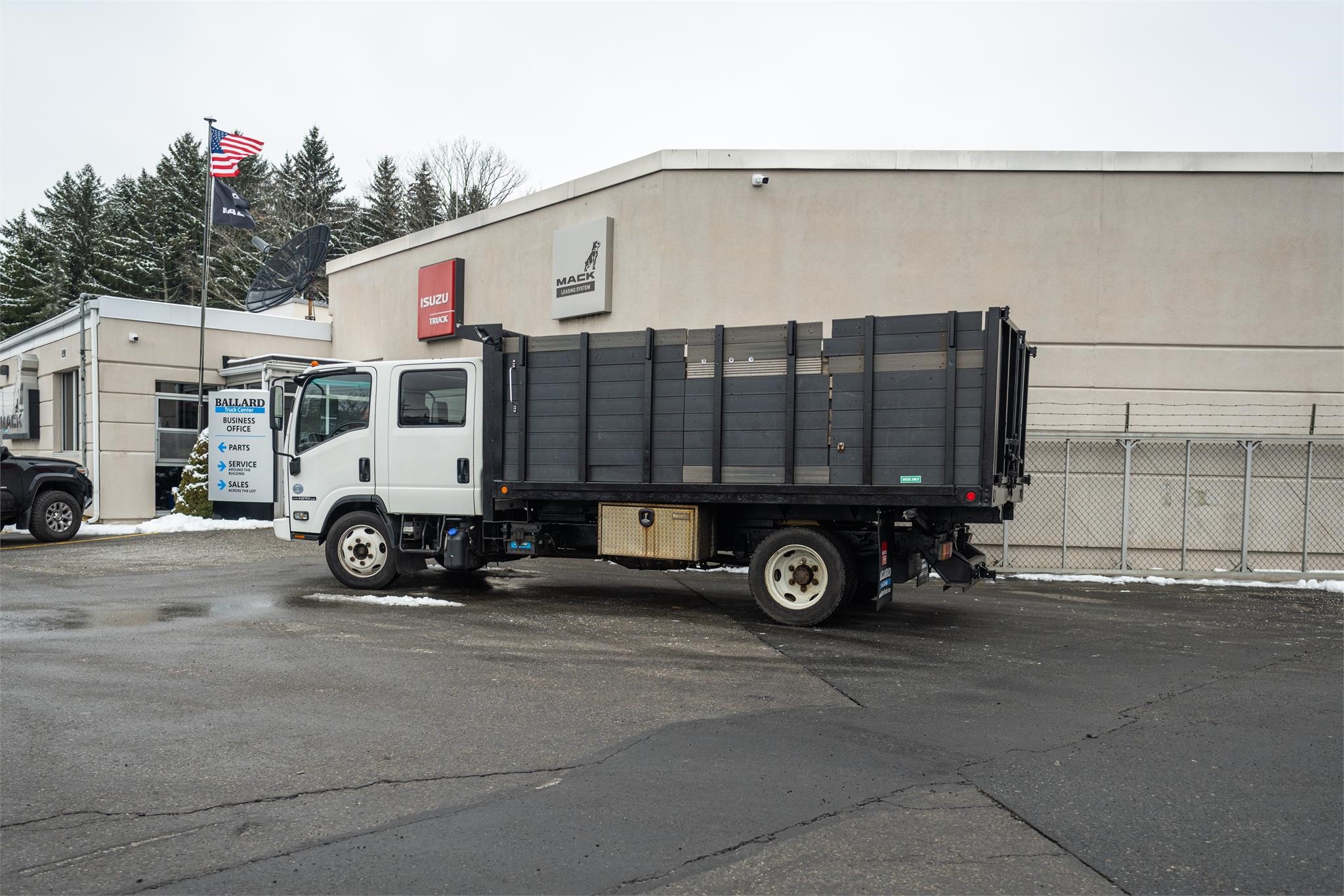2015 ISUZU NPR XD 8056845375 2015 ISUZU NPR XD 8056845375