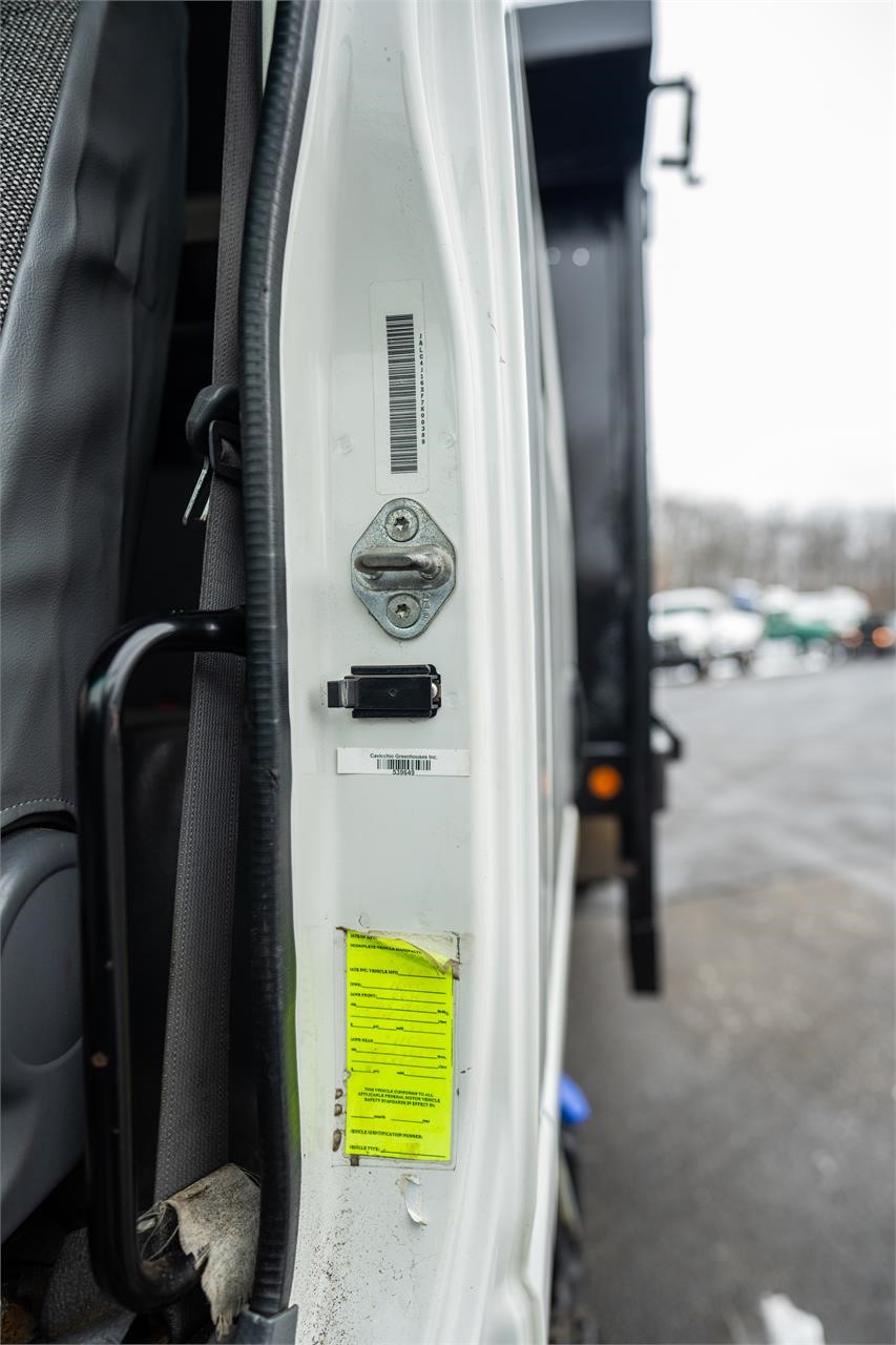 2015 ISUZU NPR XD 8056845484 2015 ISUZU NPR XD 8056845484