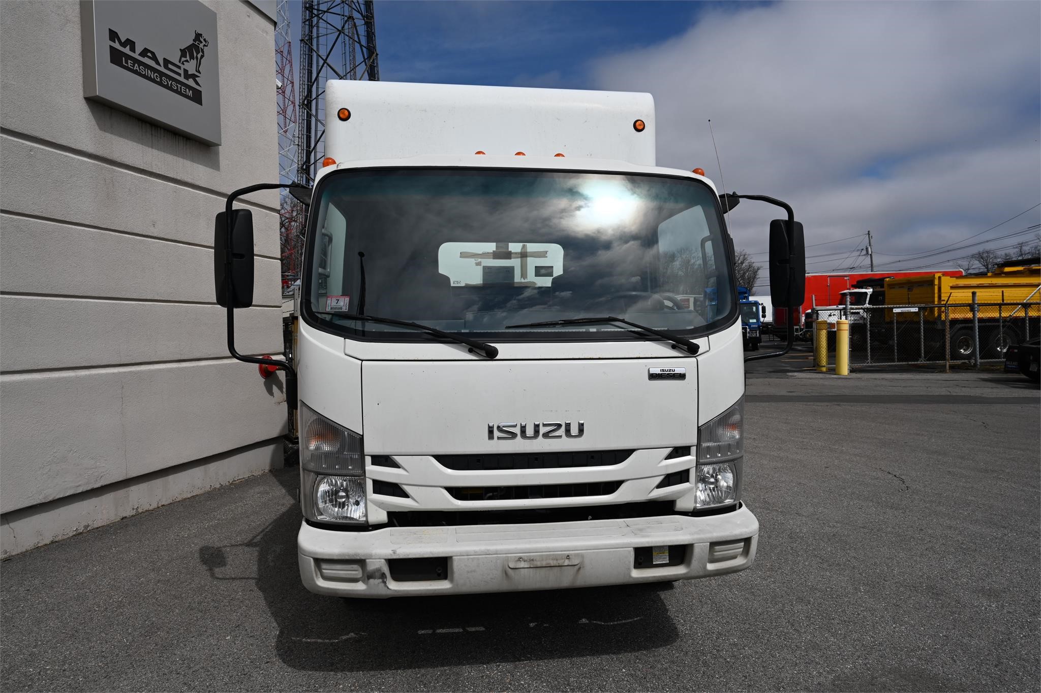 2020 ISUZU NPR XD 8064756976 2020 ISUZU NPR XD 8064756976