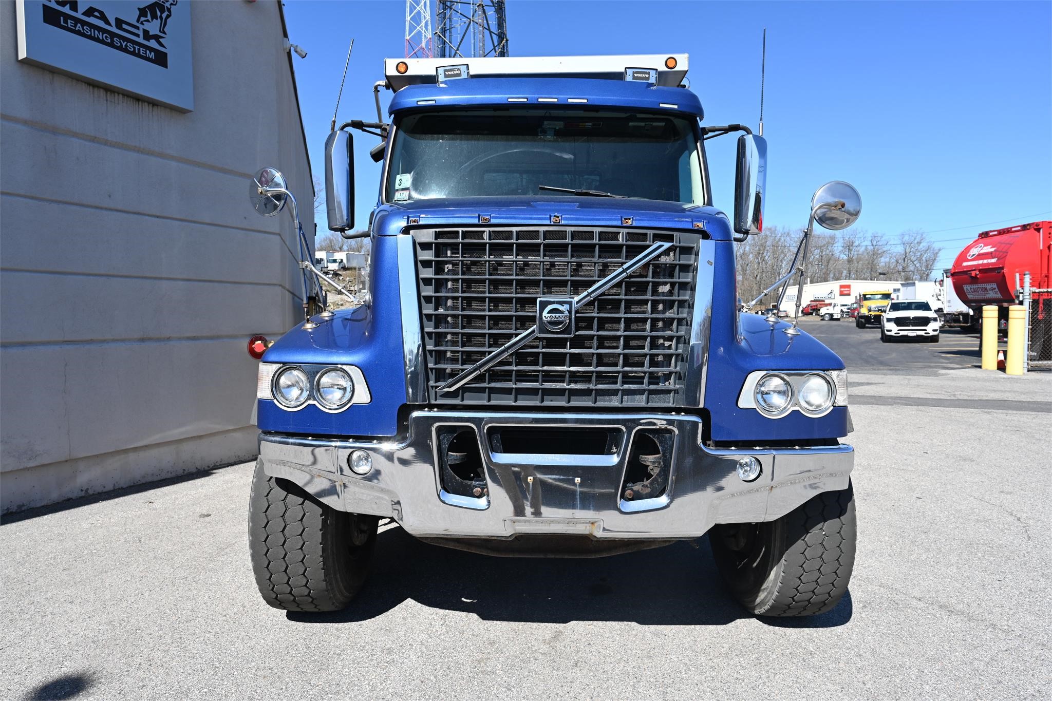【状態未確認（出品優先）】 2009年 DPtM DPtR LV.X まとめ 2016 VOLVO VHD84F200 - Ballard Truck Centers