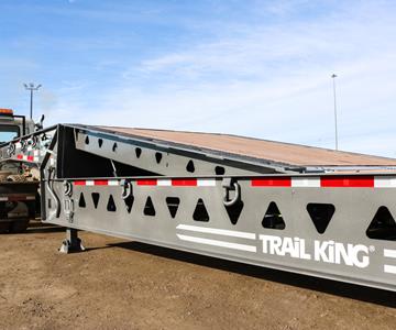 Trail King 3-AXLE img_6035 Trail King 3-AXLE img_6035