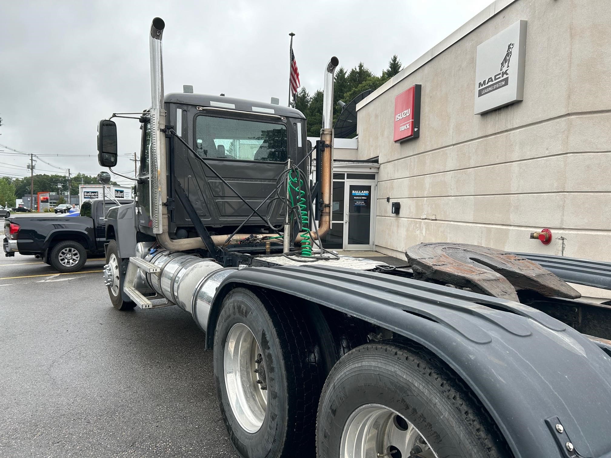 2021 MACK PINNACLE 64T 9016887286 2021 MACK PINNACLE 64T 9016887286