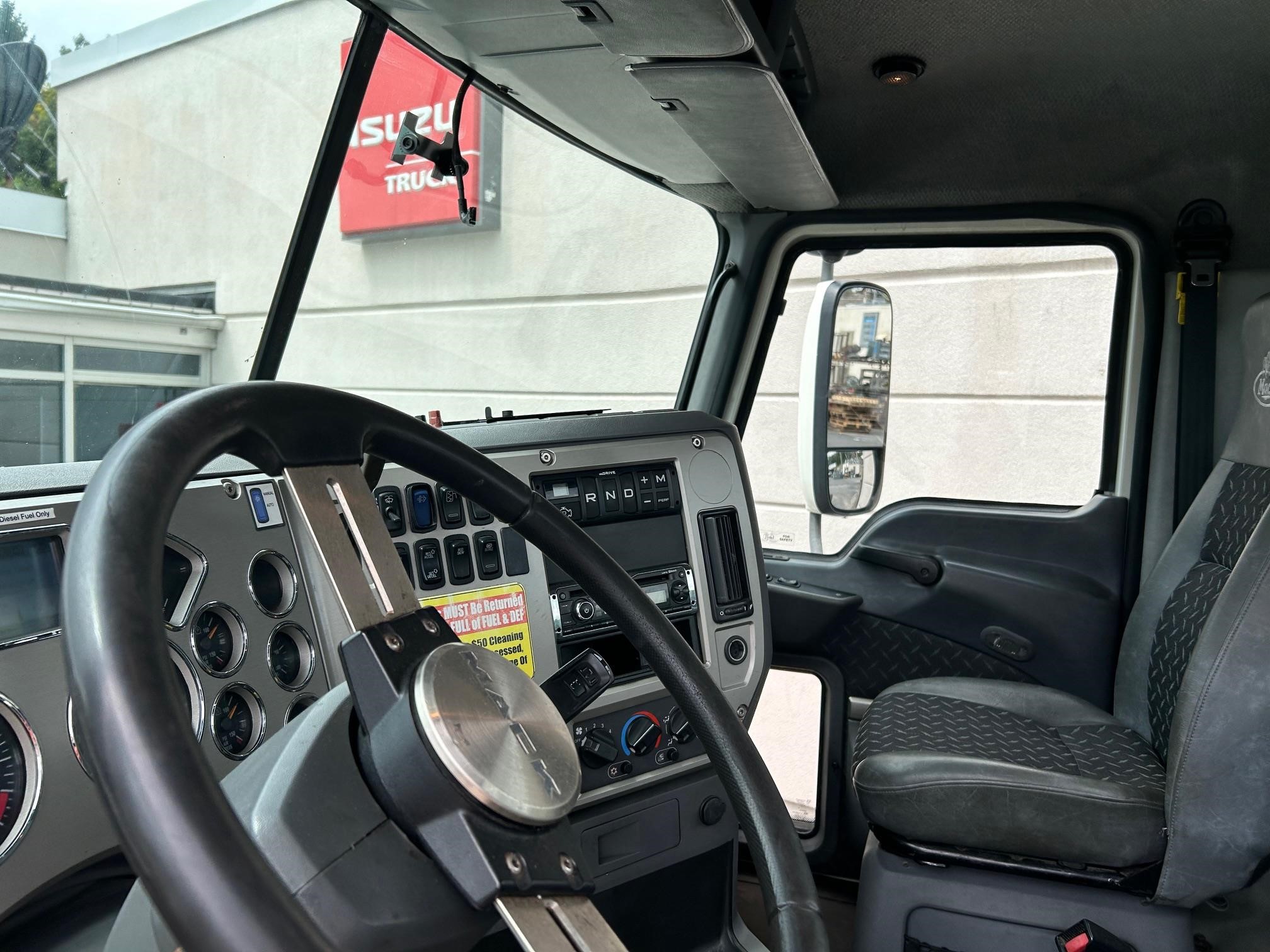 2015 MACK PINNACLE CXU613 9020064394 2015 MACK PINNACLE CXU613 9020064394