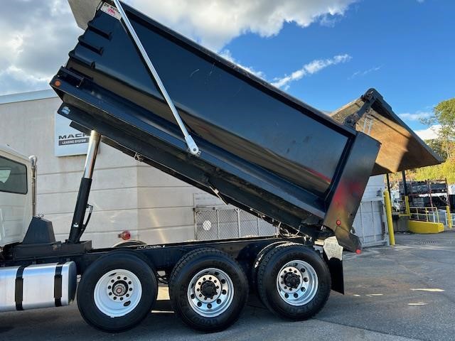 2022 MACK GRANITE 64FR 9025831181 2022 MACK GRANITE 64FR 9025831181