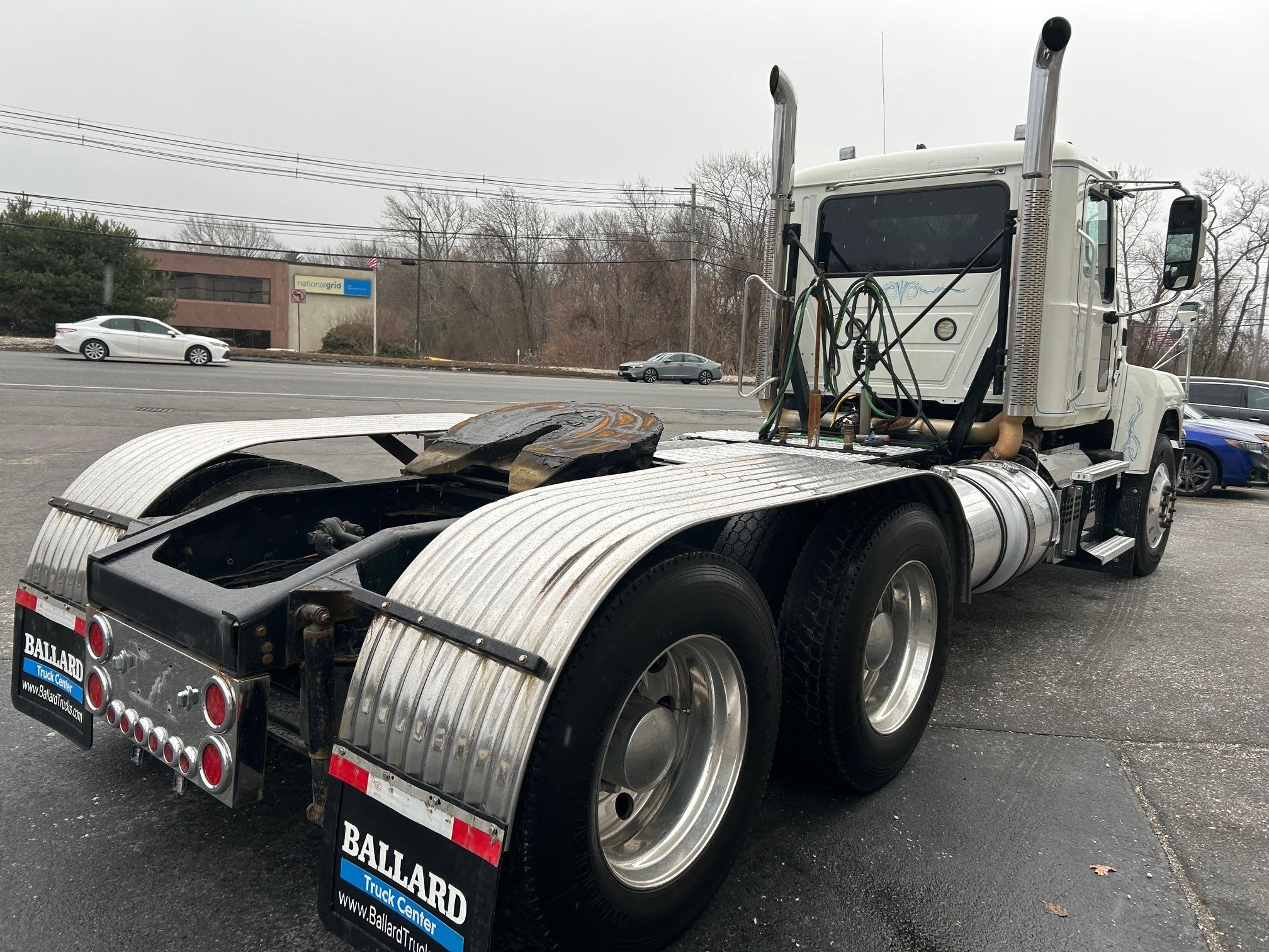 2021 MACK PINNACLE 64T 9040588677 2021 MACK PINNACLE 64T 9040588677