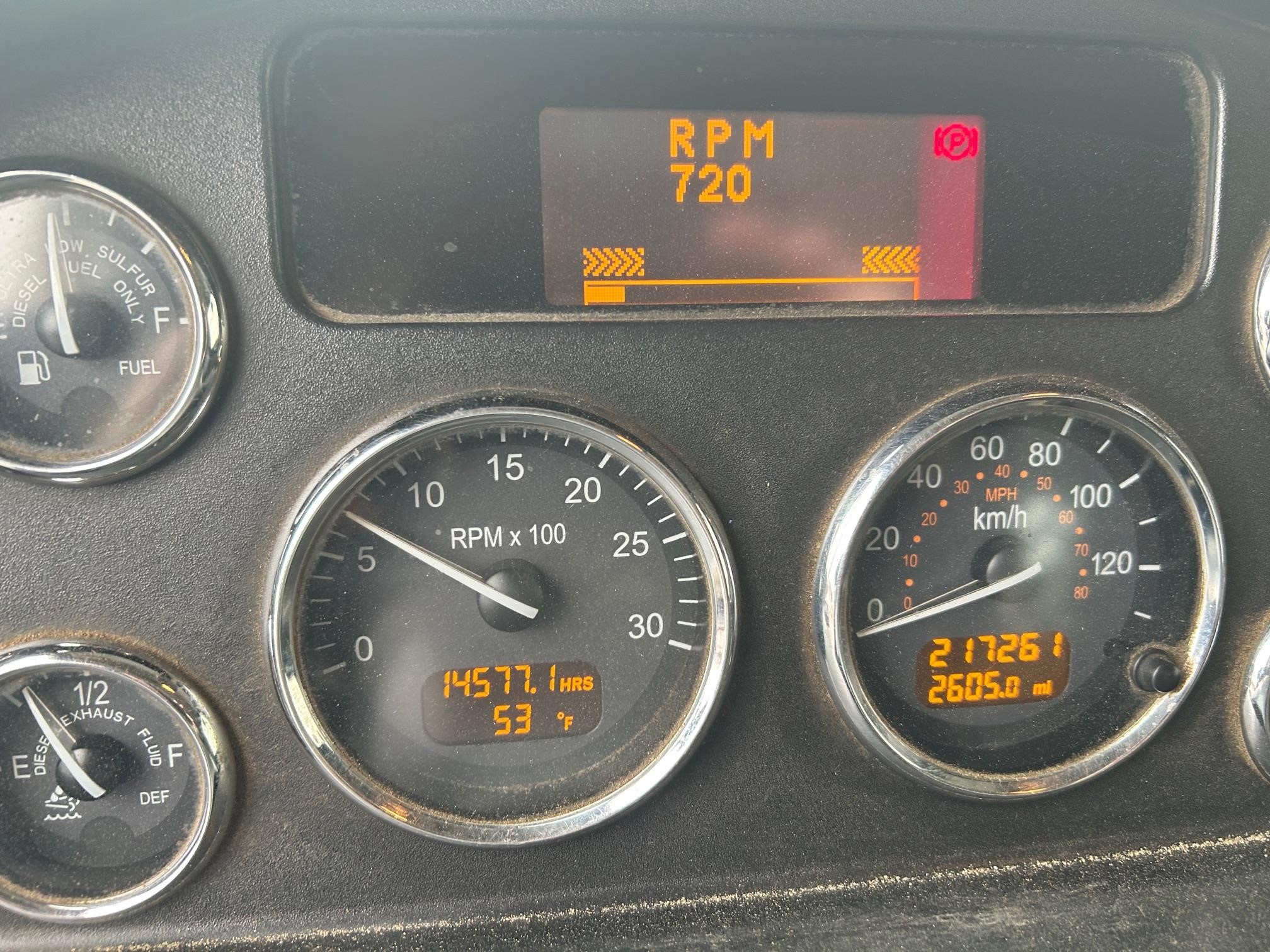 2012 PETERBILT 337 9044695317 2012 PETERBILT 337 9044695317