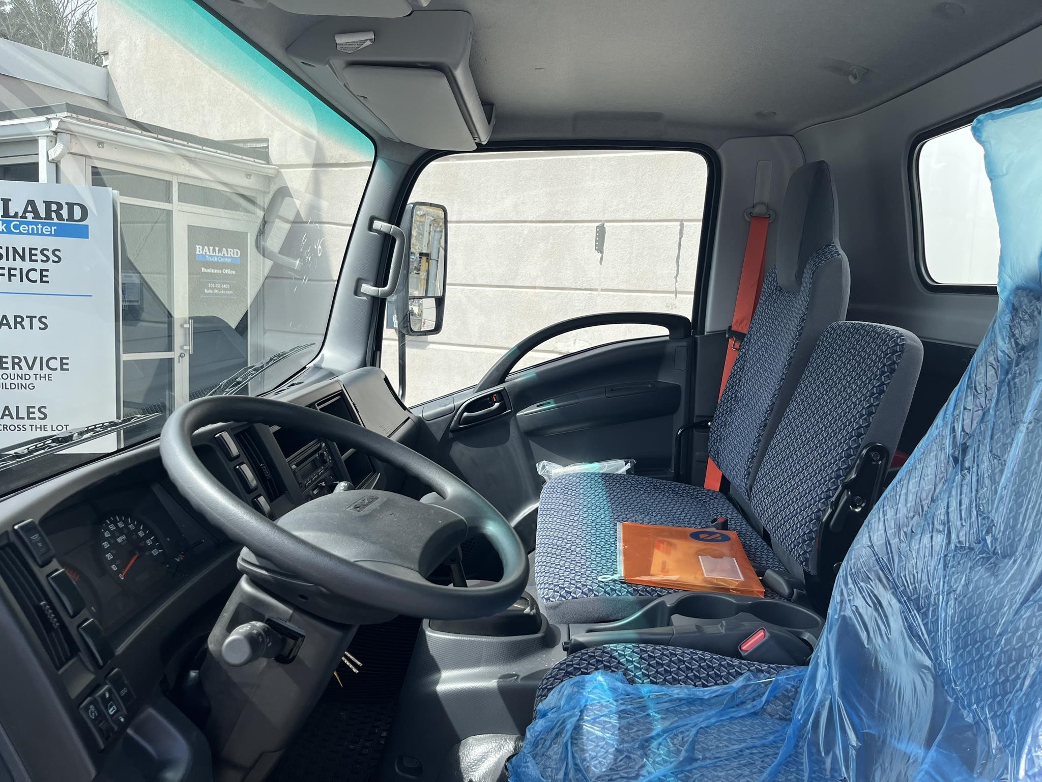 2024 ISUZU NPR HD 9048019267 2024 ISUZU NPR HD 9048019267