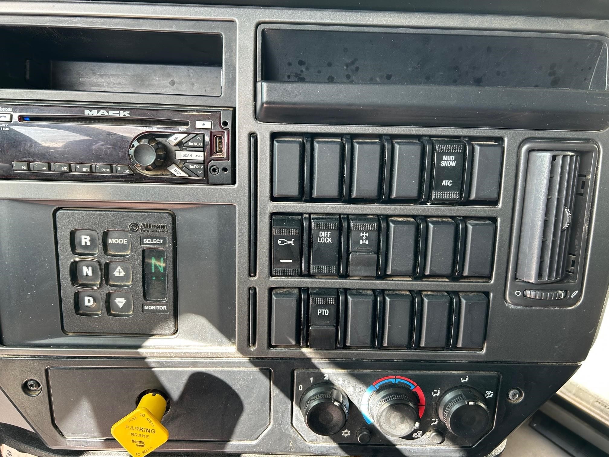 2020 MACK GRANITE 64BR 9049096788 2020 MACK GRANITE 64BR 9049096788