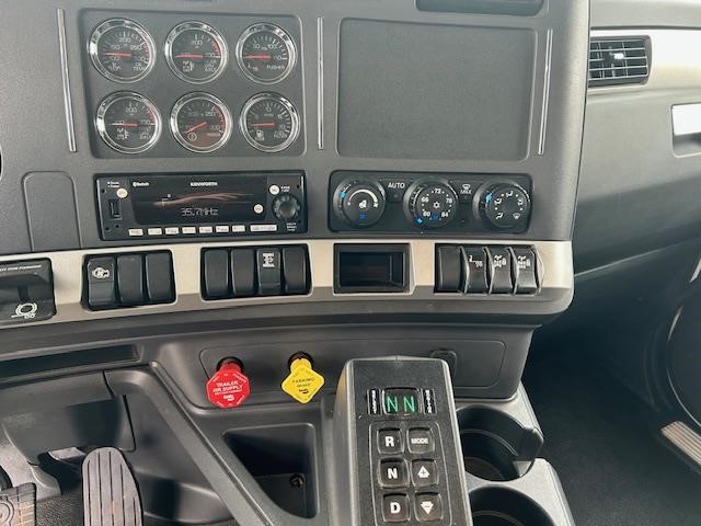2024 KENWORTH T880 - image 5 of 6