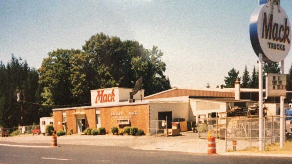 1988-Worcester-Dealership-Purchased-color