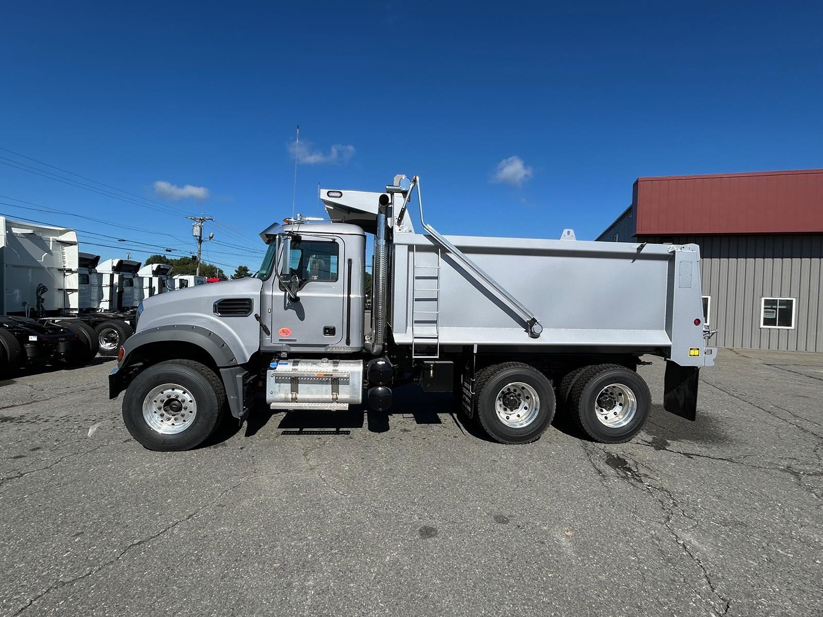 2025 MACK GRANITE 64FR - image 1 of 6
