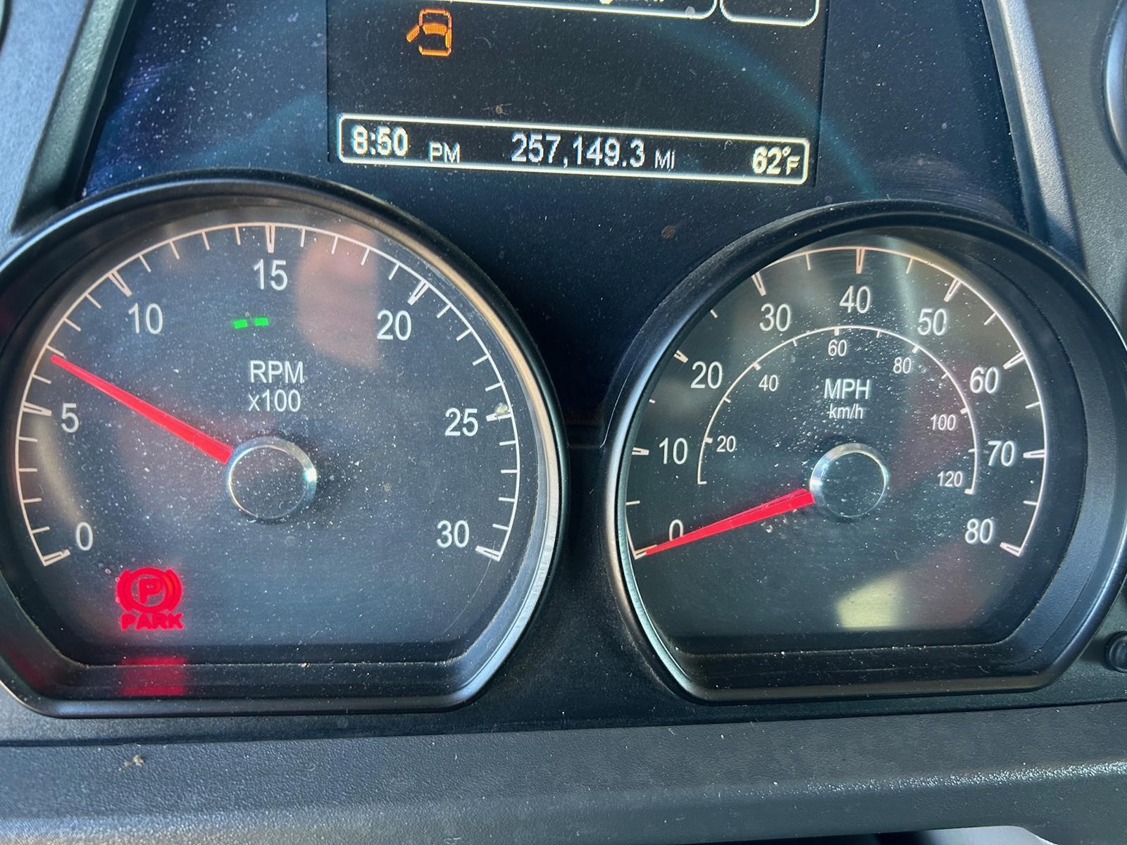2020 PETERBILT 567 - image 5 of 6