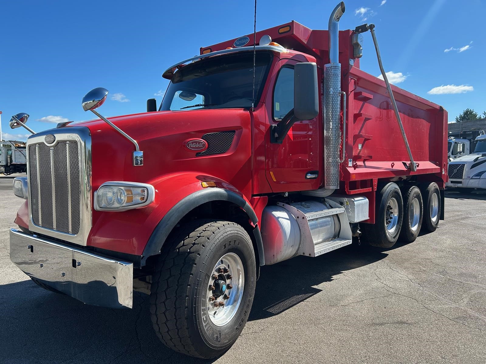 2020 PETERBILT 567 - image 1 of 6