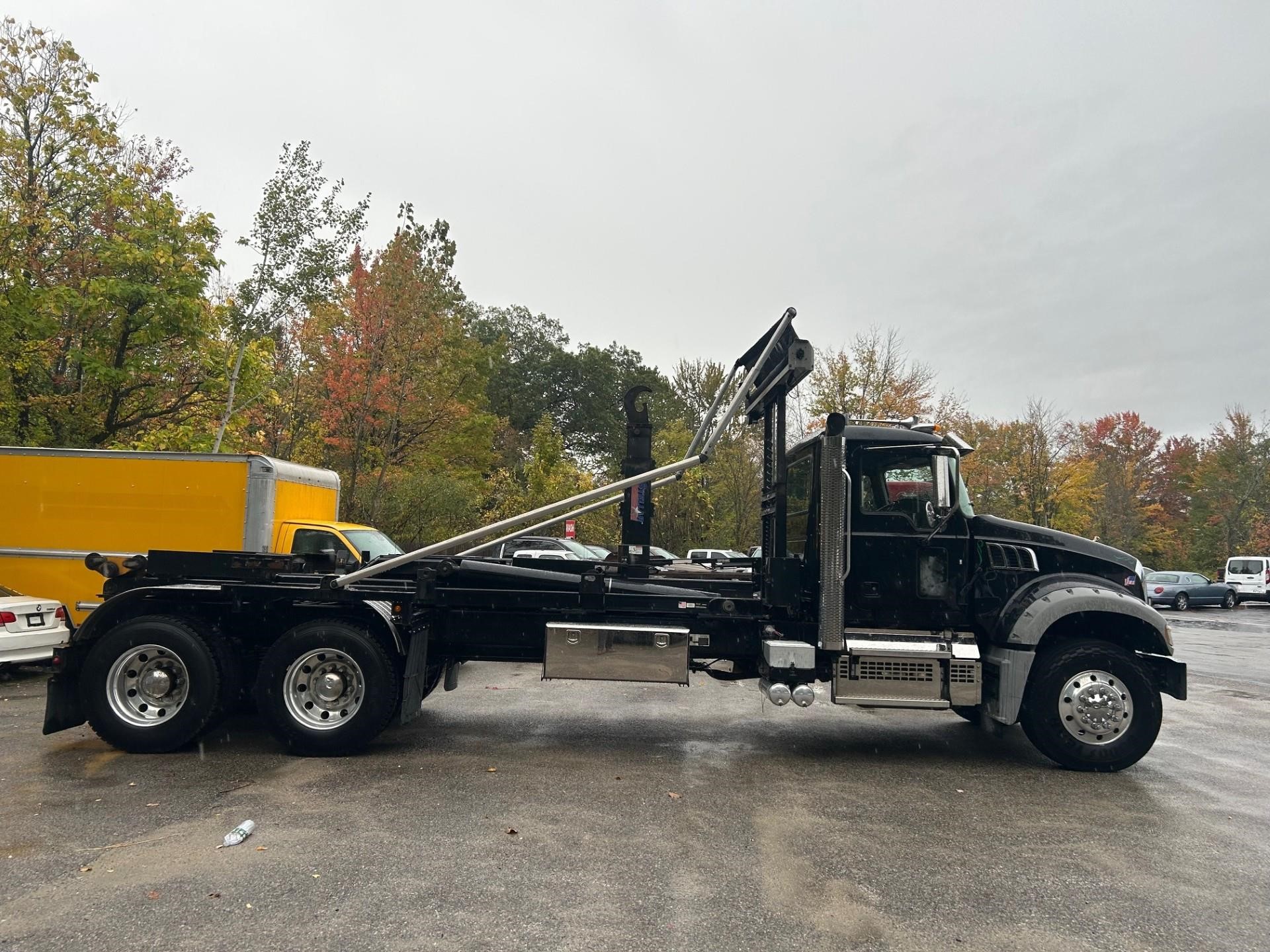 2019 MACK GRANITE 64FR - image 2 of 6