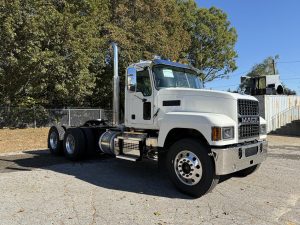 2026 MACK PINNACLE 64T 10013674050