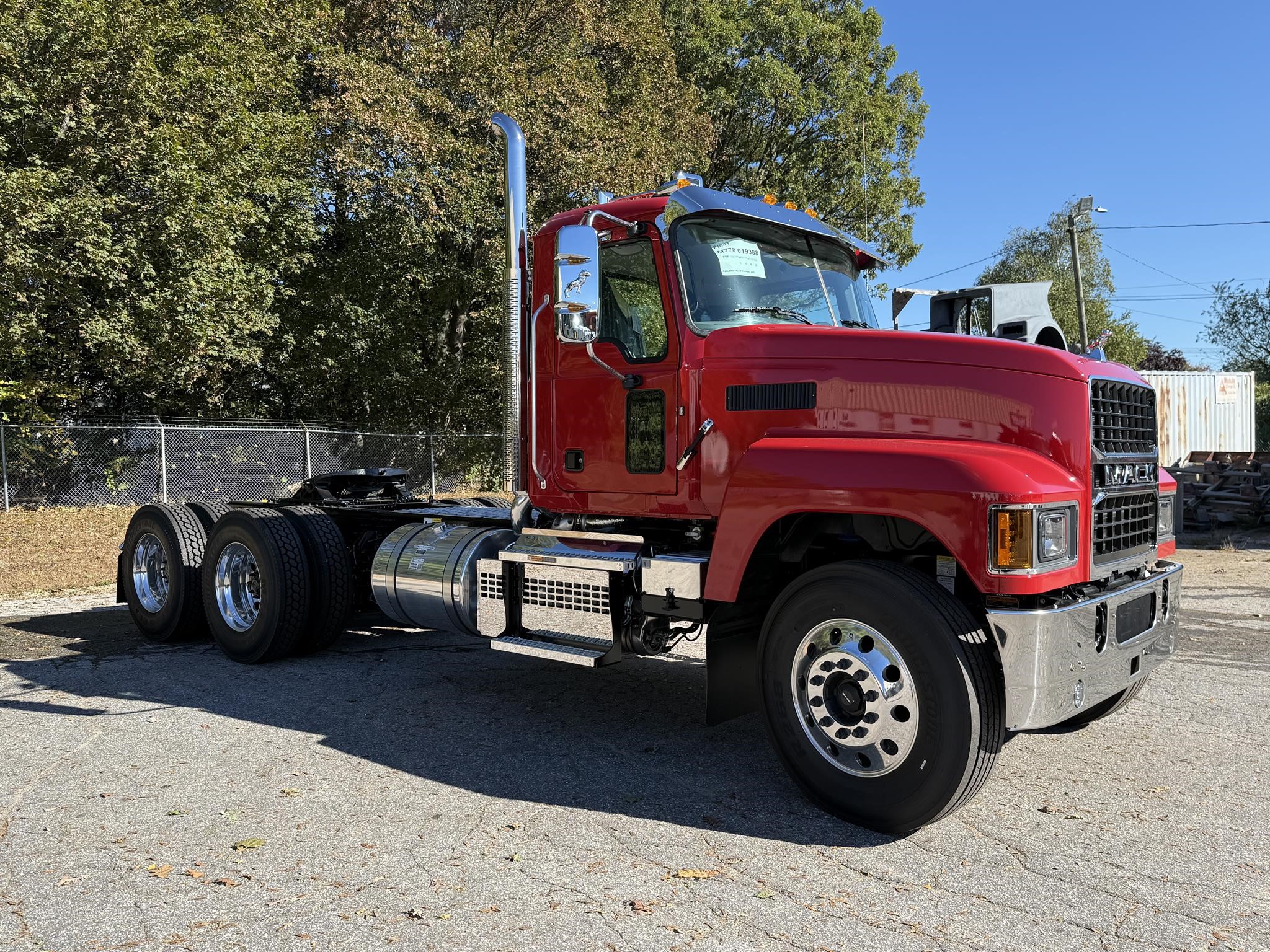 2026 MACK PINNACLE 64T - image 1 of 6