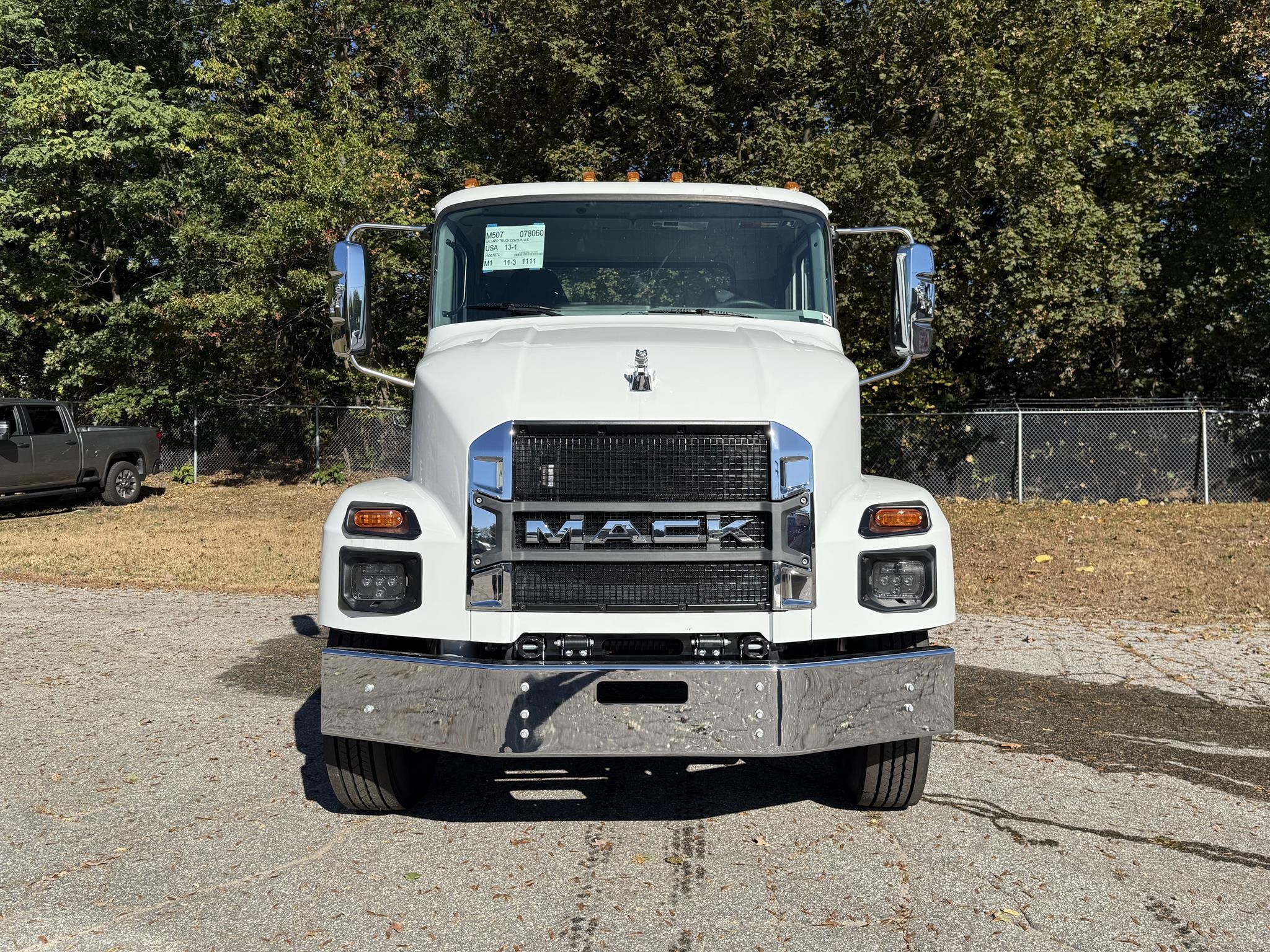 2026 MACK MD7 - image 2 of 6