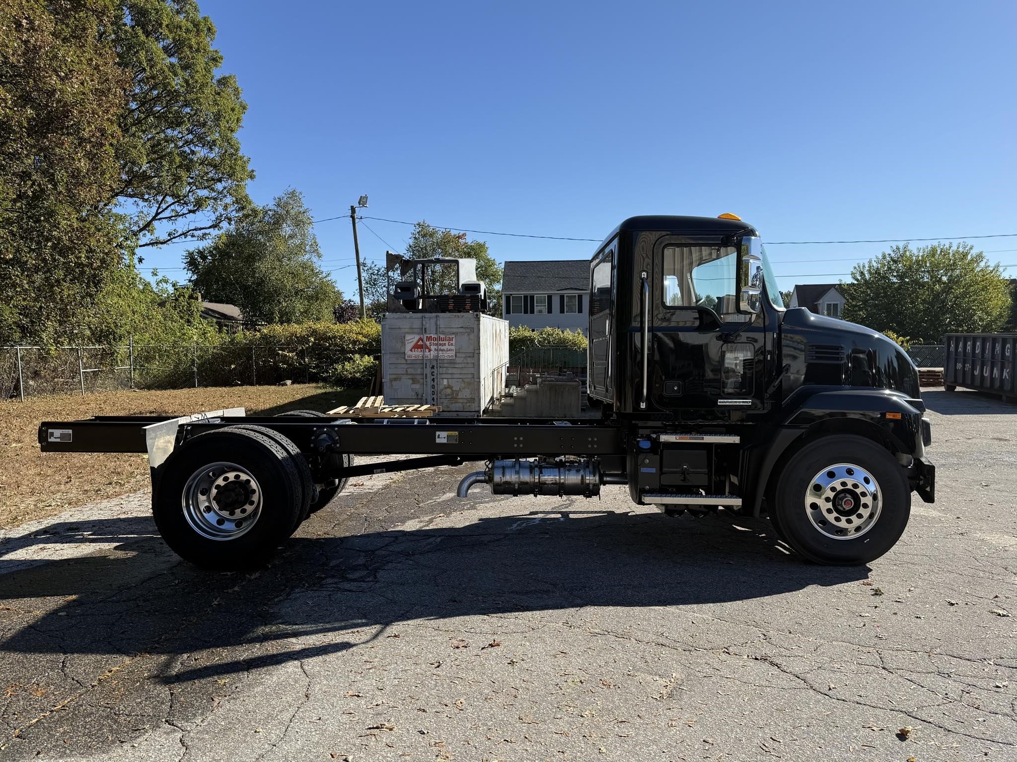2026 MACK MD7 - image 3 of 6