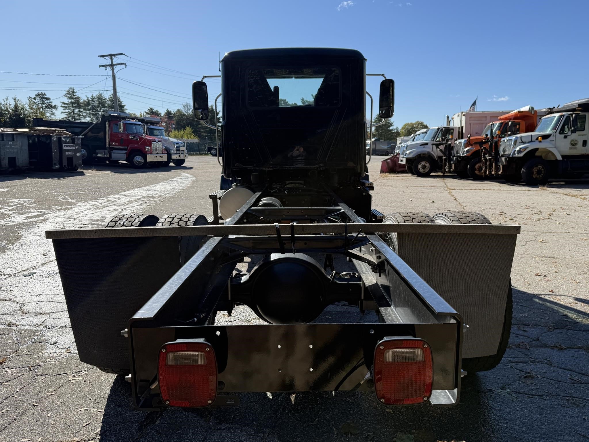 2026 MACK MD7 - image 4 of 6