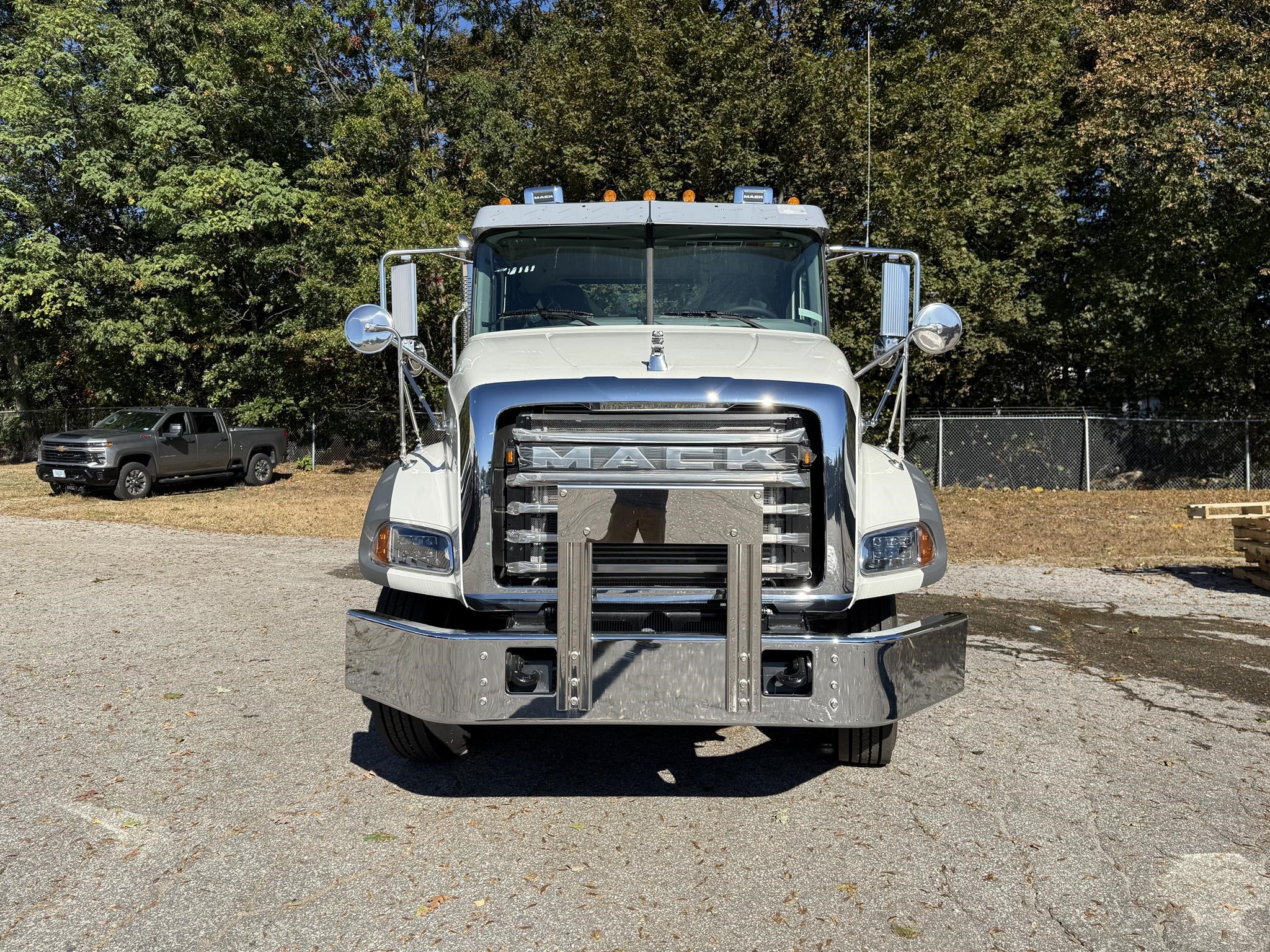 2025 MACK GRANITE 42BR - image 2 of 6