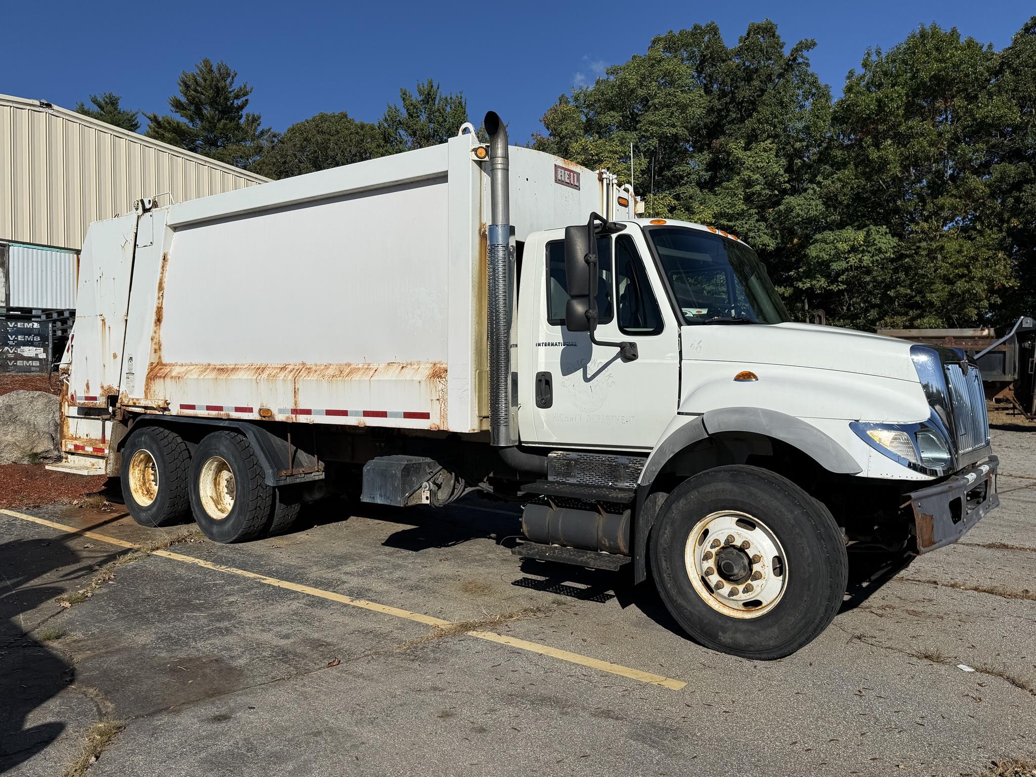 2007 INTERNATIONAL WORKSTAR 7400 - image 3 of 6