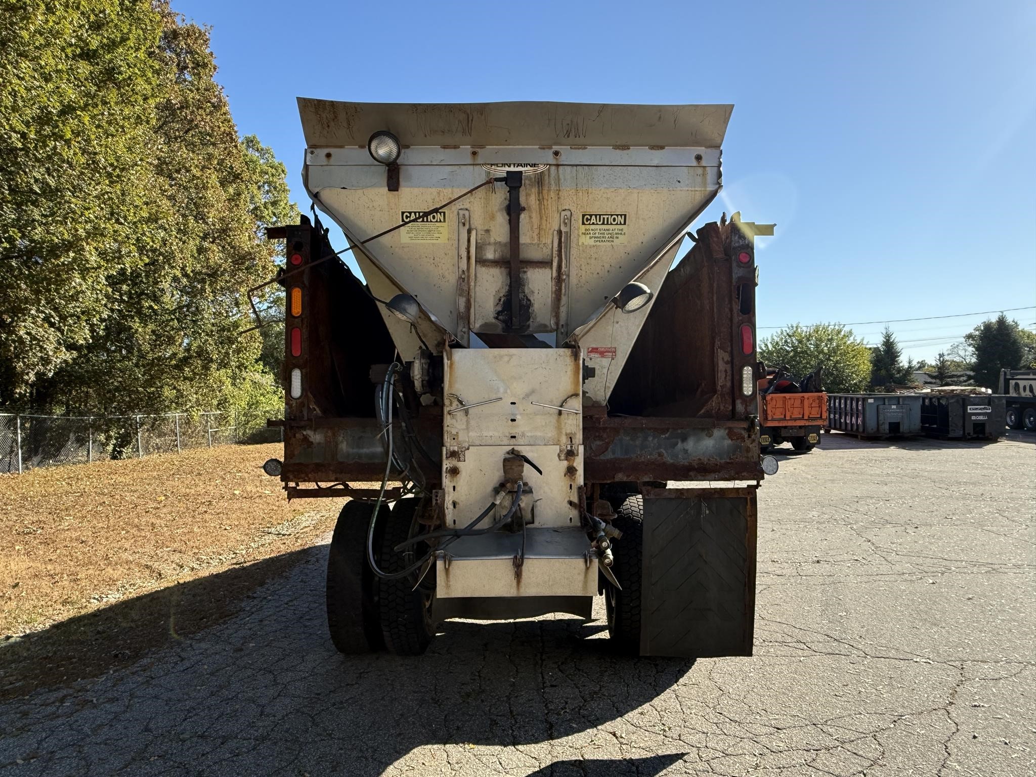 1999 INTERNATIONAL PAYSTAR 5070 - image 4 of 6