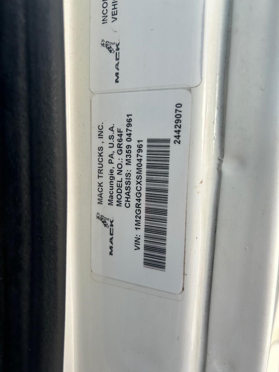 2025 MACK GRANITE 64FR 10015964842 2025 MACK GRANITE 64FR 10015964842