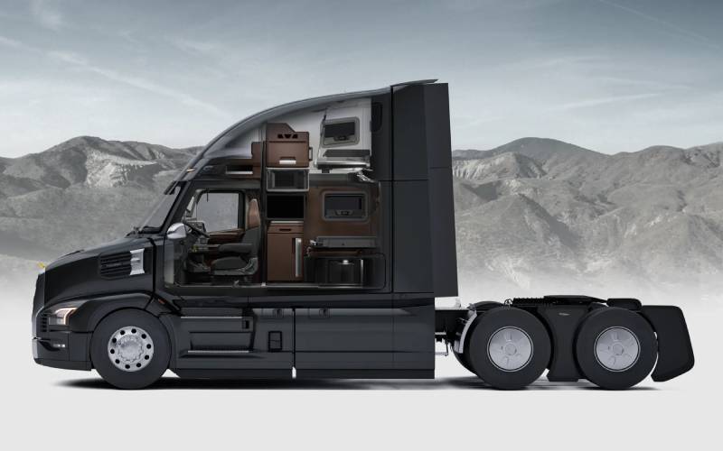 Mack Pioneer Mack Pioneer - image 3 of 3