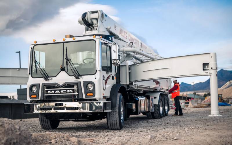 Mack TerraPro Mack TerraPro - image 3 of 3