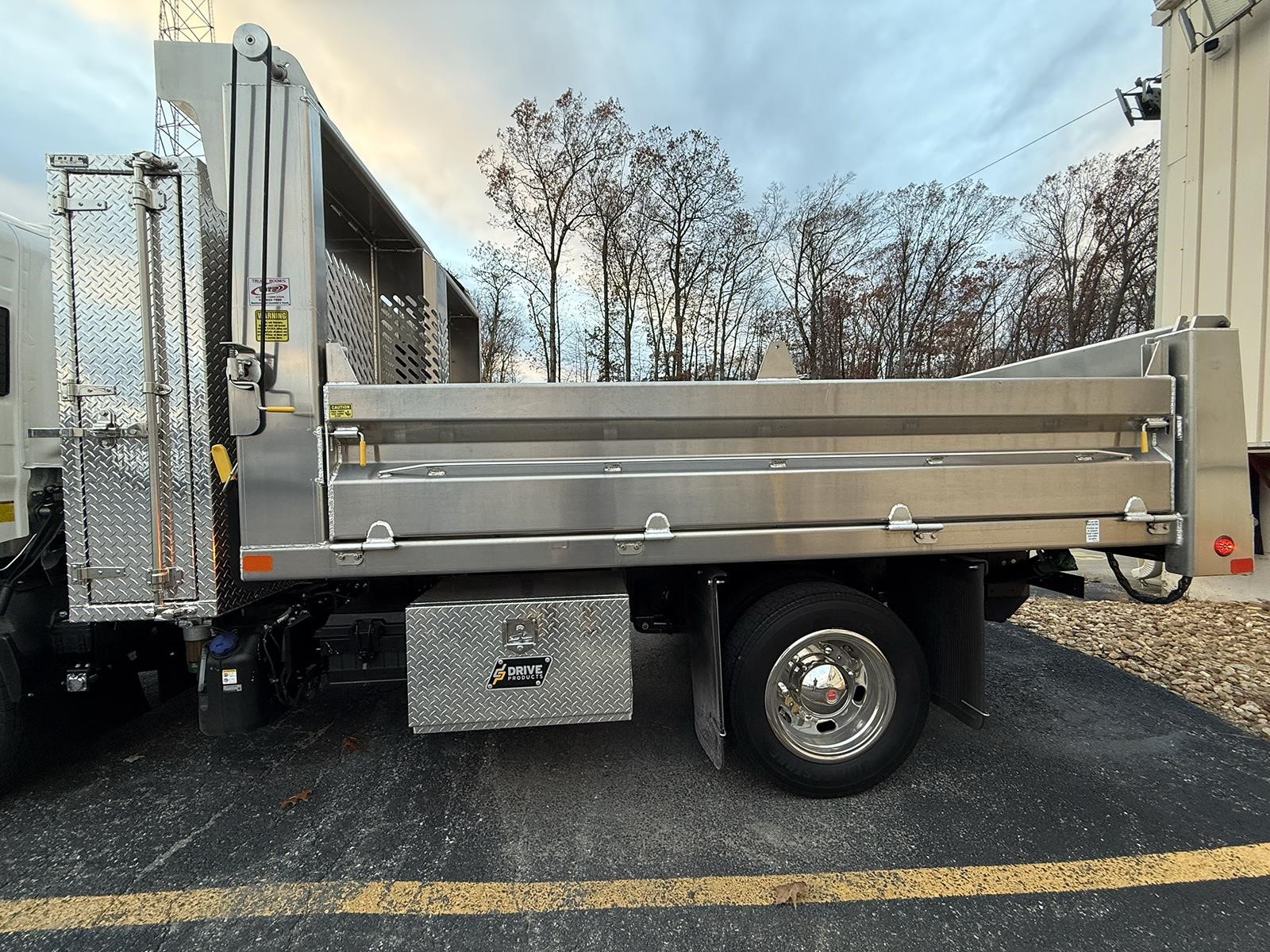 2025 ISUZU NRR 10020637510 2025 ISUZU NRR 10020637510