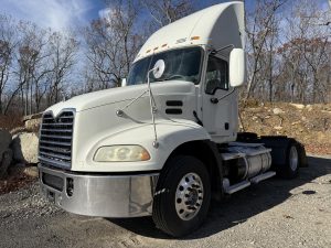 2016 MACK PINNACLE CXU612 10021492415