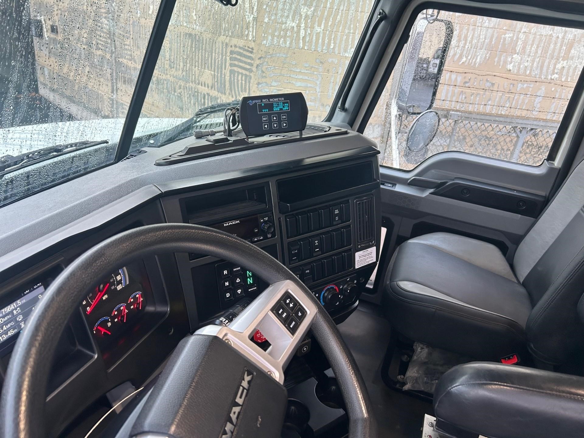 2024 MACK GRANITE 64FR 10026037394 2024 MACK GRANITE 64FR 10026037394