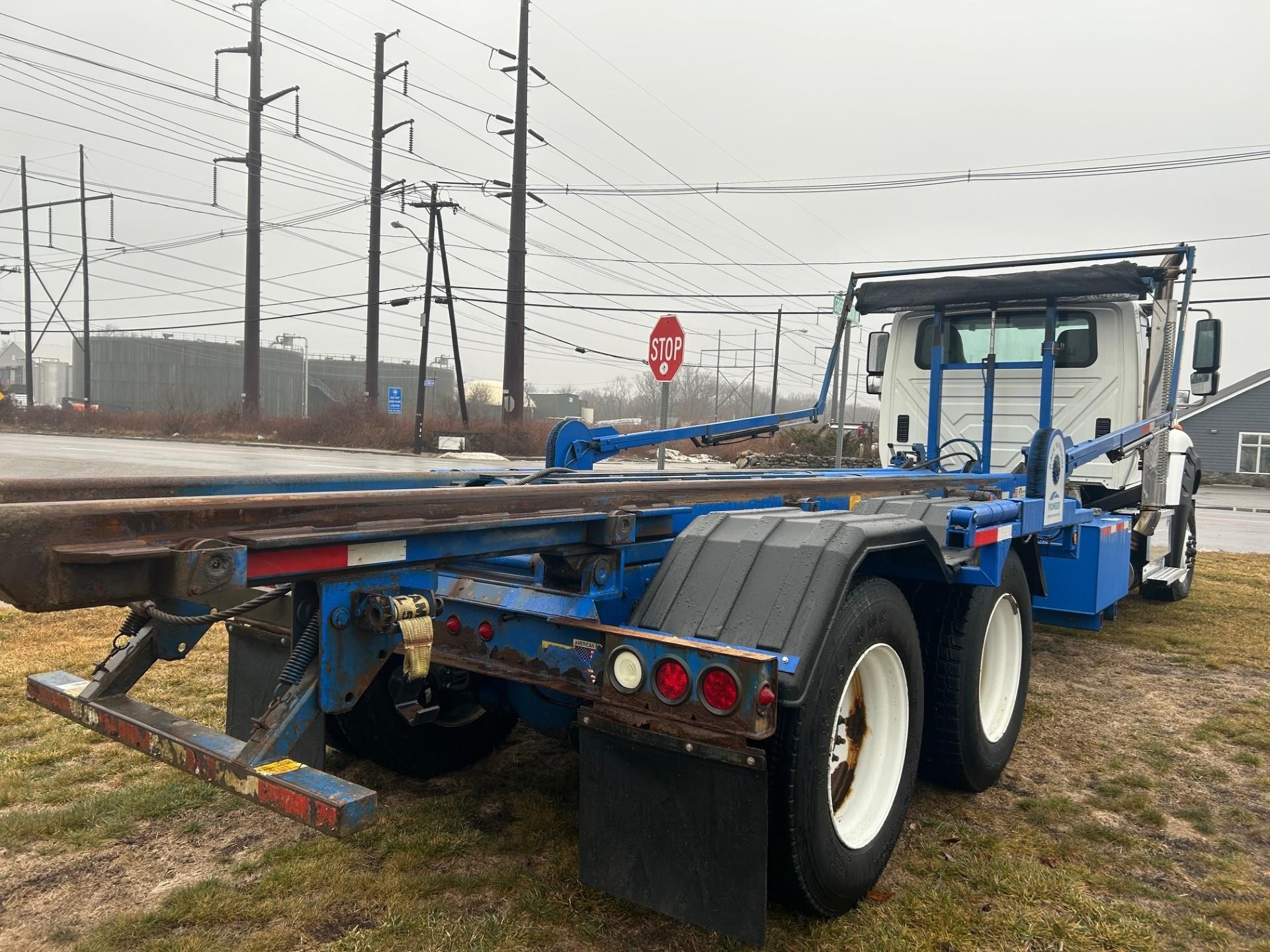 2015 INTERNATIONAL WORKSTAR 7600 2015 INTERNATIONAL WORKSTAR 7600 - image 3 of 6