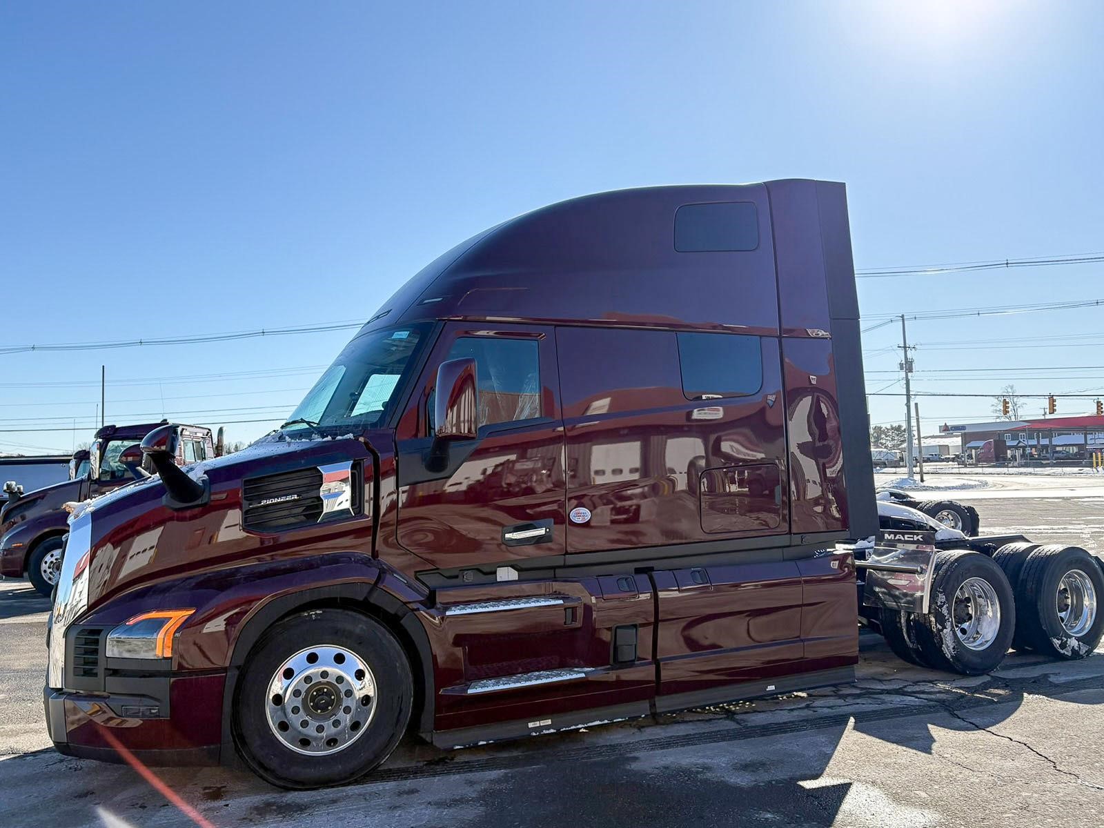 2026 MACK PIONEER 64T 11003301456 2026 MACK PIONEER 64T 11003301456