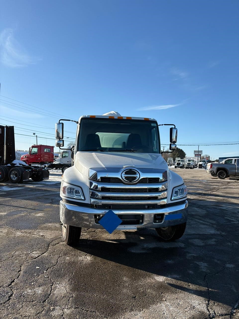 2026 HINO L7 2026 HINO L7 - image 2 of 6