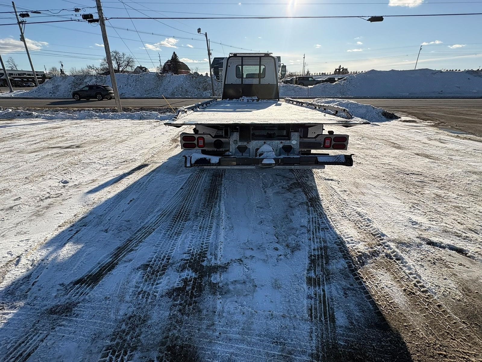 2025 HINO L6 2025 HINO L6 - image 4 of 6