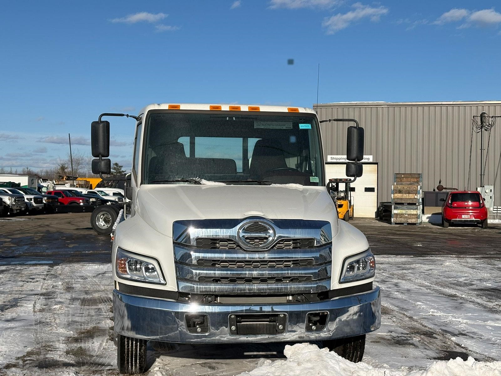 2025 HINO L6 2025 HINO L6 - image 2 of 6