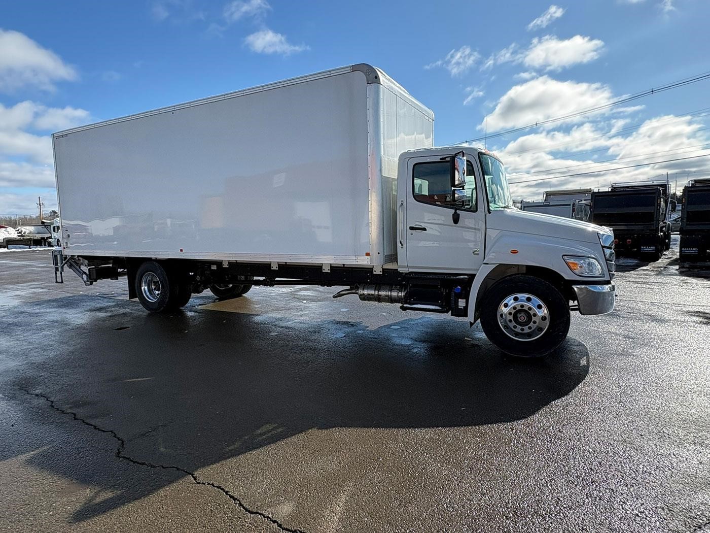 2026 HINO L6 2026 HINO L6 - image 3 of 6