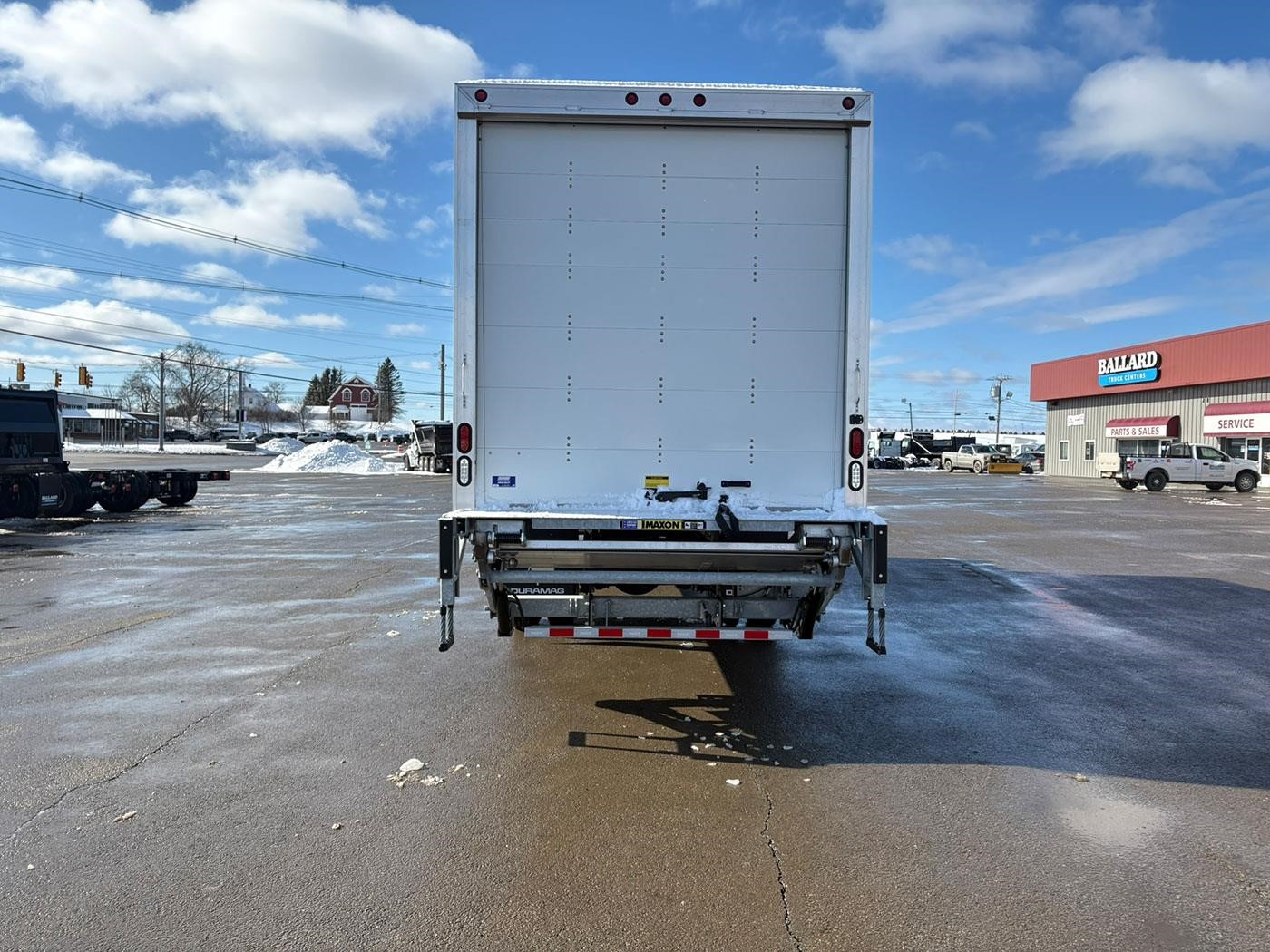 2026 HINO L6 2026 HINO L6 - image 4 of 6