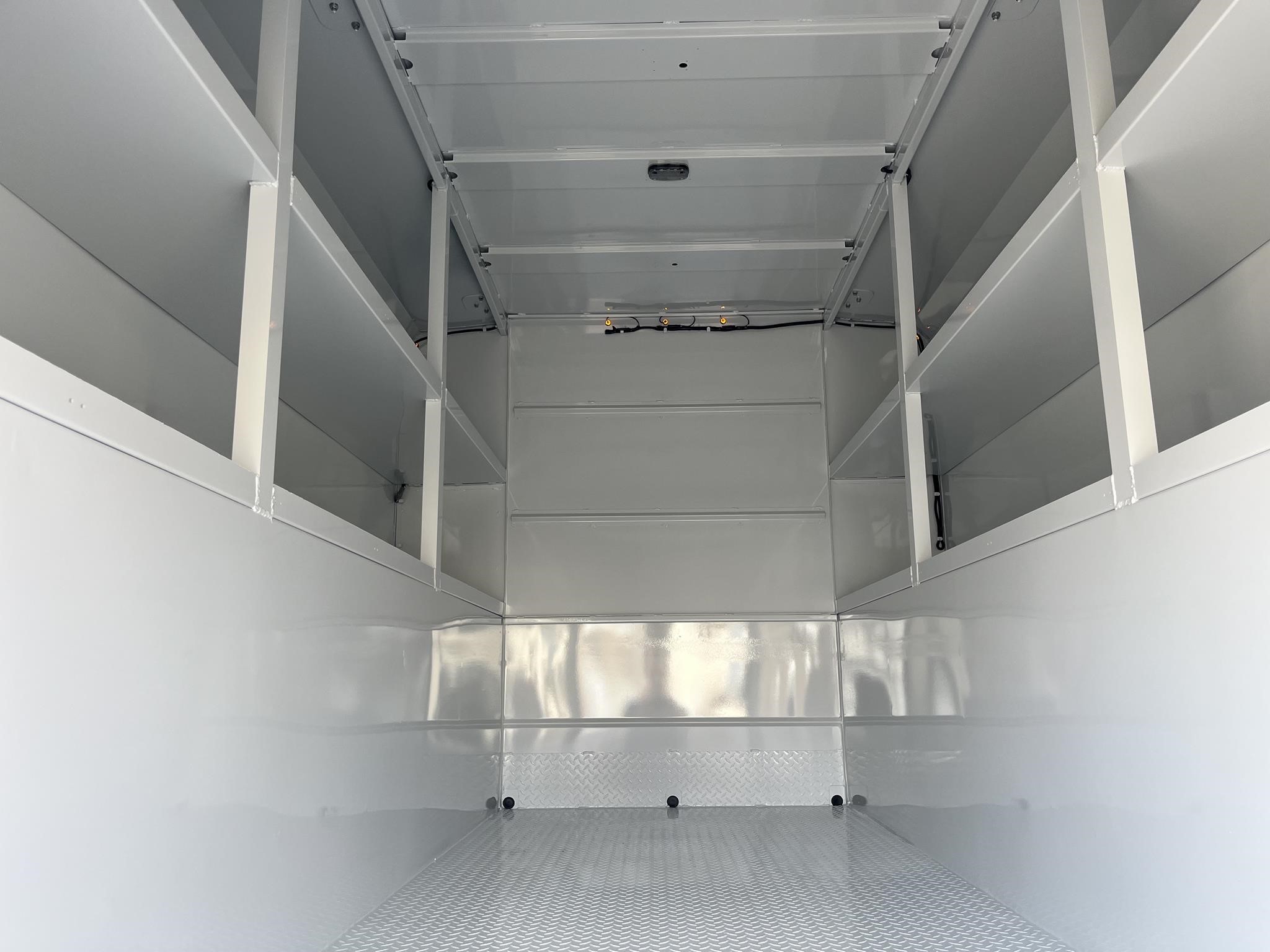 2026 ISUZU NPR HD 9048019441 2026 ISUZU NPR HD 9048019441