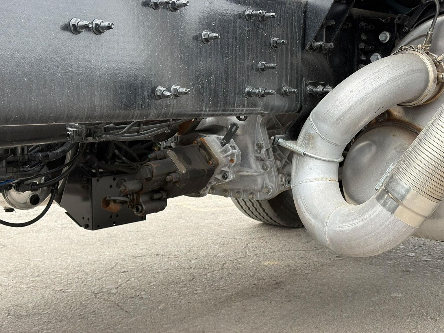 2026 VOLVO VHD64F300 2026 VOLVO VHD64F300 - image 5 of 6