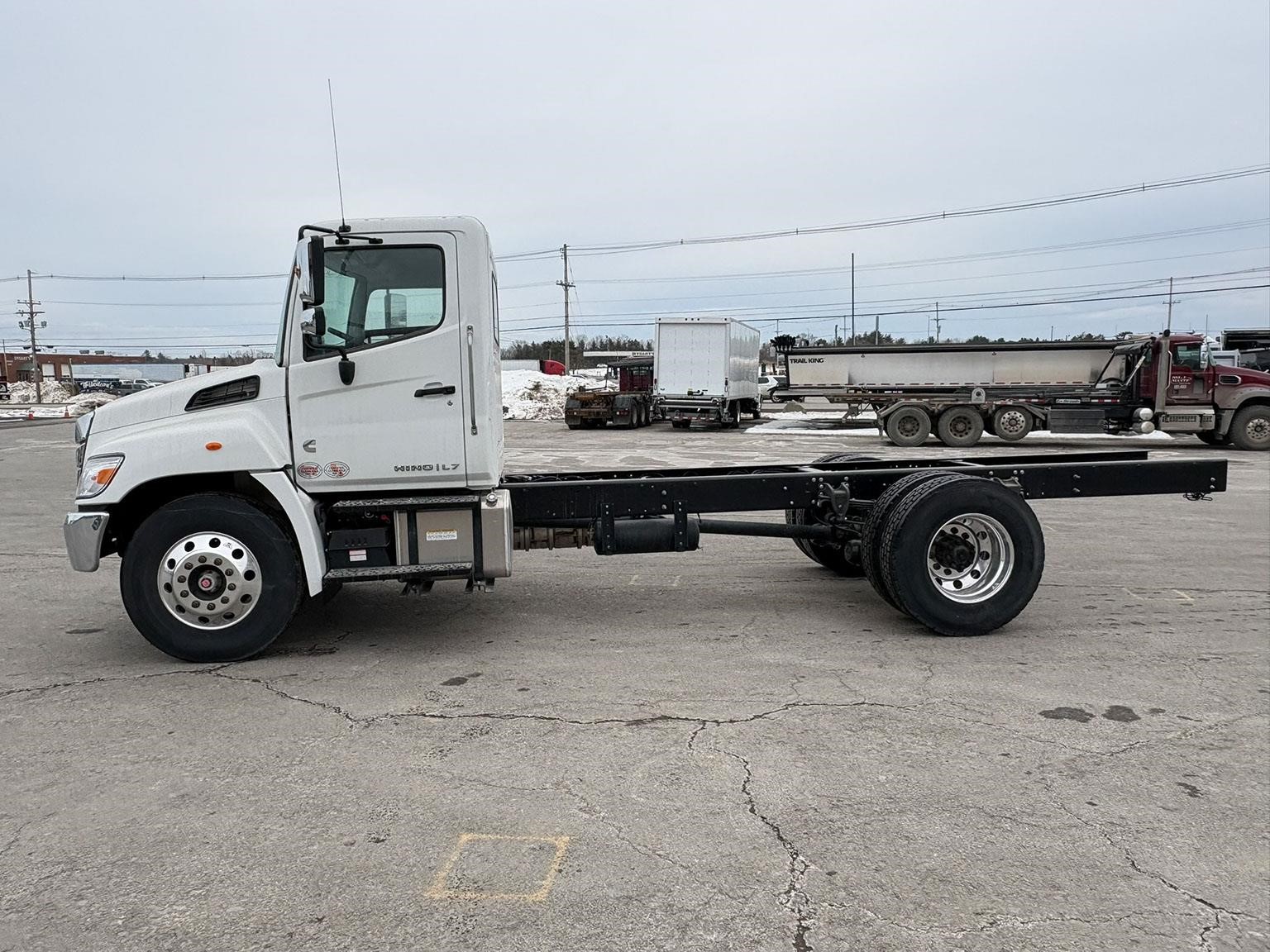 2026 HINO L7 2026 HINO L7 - image 3 of 6