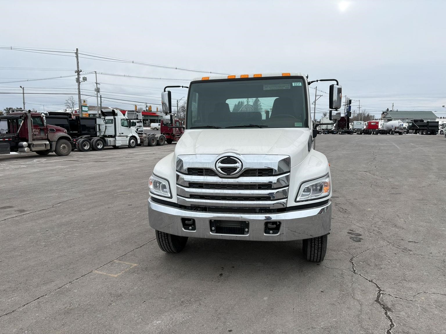 2026 HINO L6 2026 HINO L6 - image 2 of 6