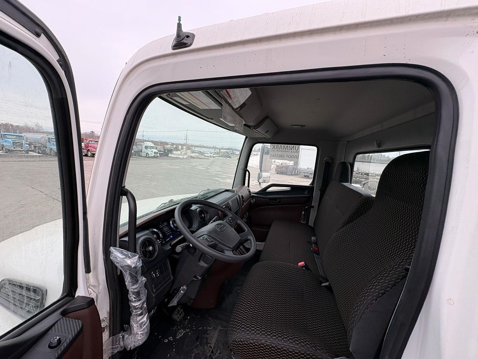 2026 HINO L6 2026 HINO L6 - image 5 of 6