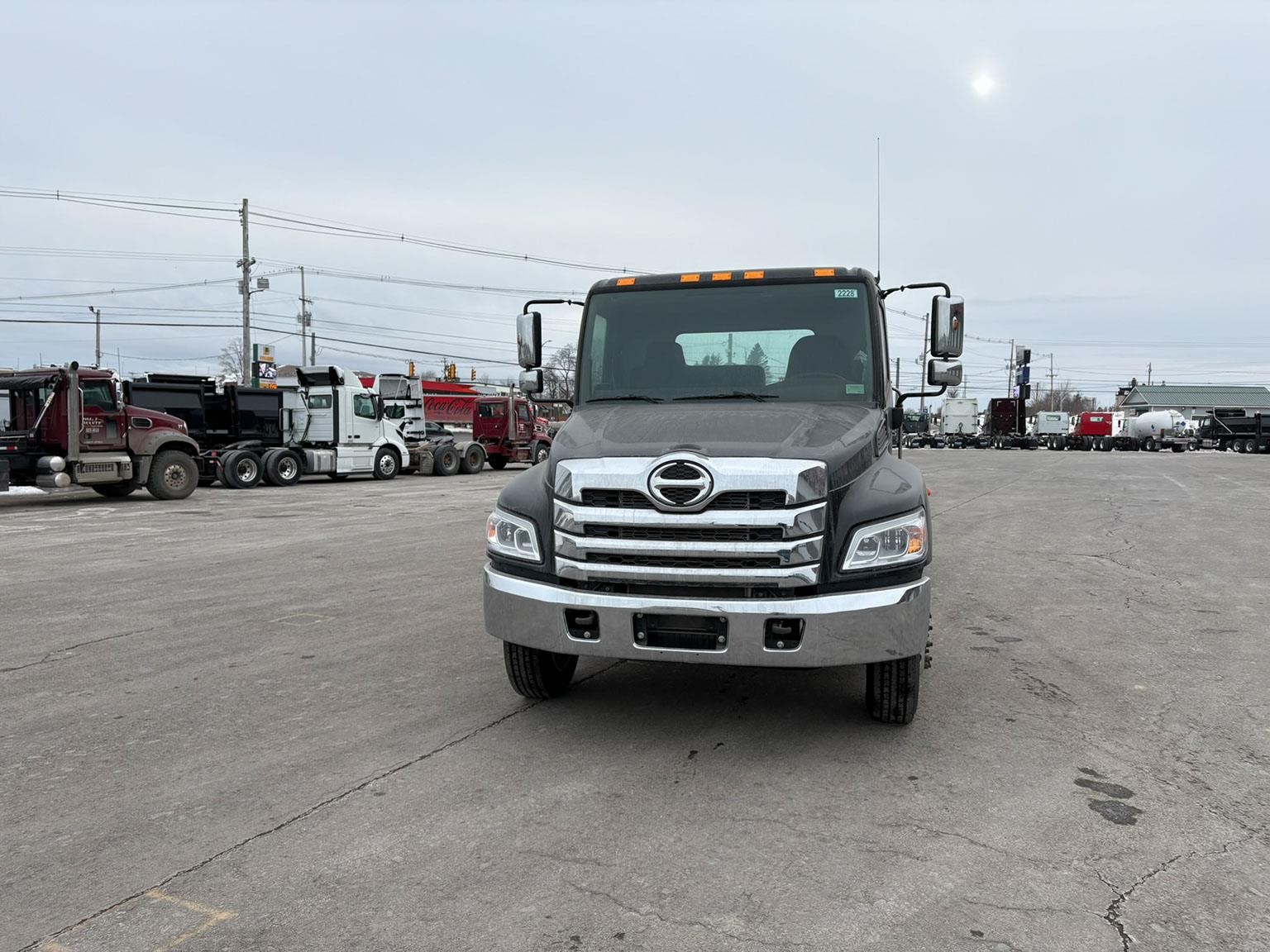 2026 HINO L6 2026 HINO L6 - image 2 of 6