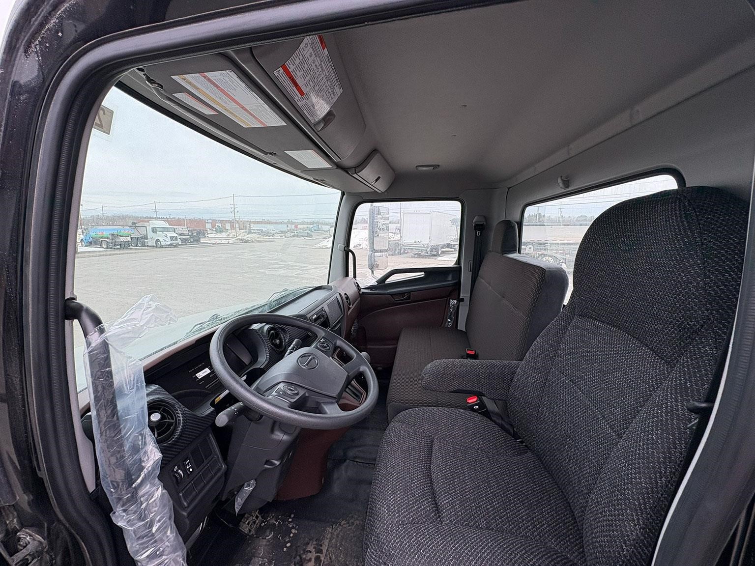 2026 HINO L6 2026 HINO L6 - image 5 of 6