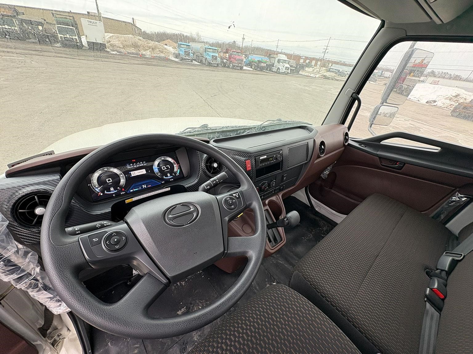 2026 HINO L6 2026 HINO L6 - image 6 of 6