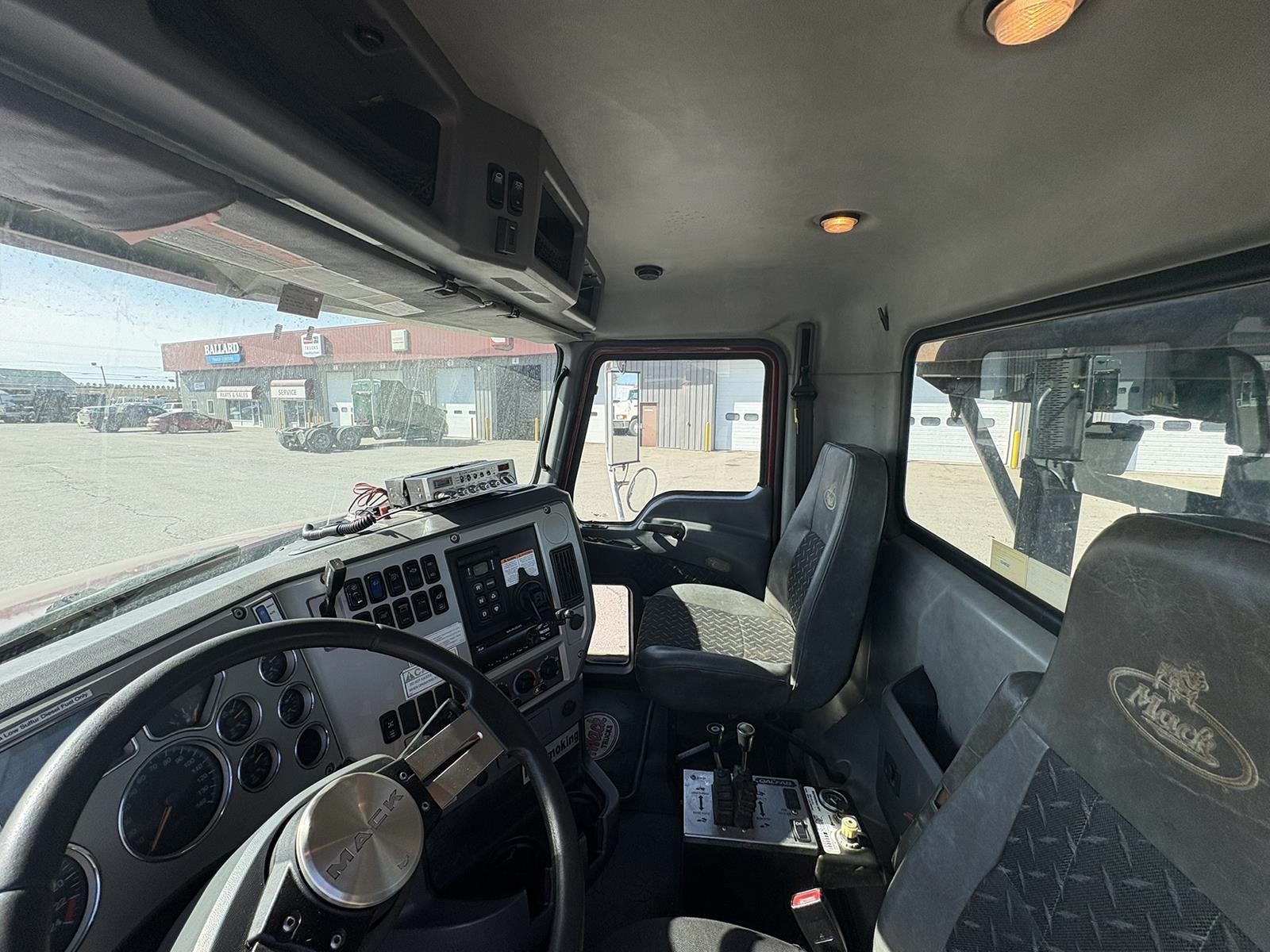 2015 MACK GRANITE GU713 2015 MACK GRANITE GU713 - image 5 of 6